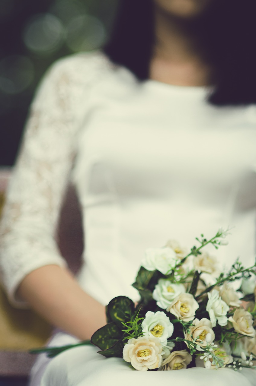 Pracownia, szycie sukien ślubnych Radom. Jak znaleźć idealną suknię ślubną?